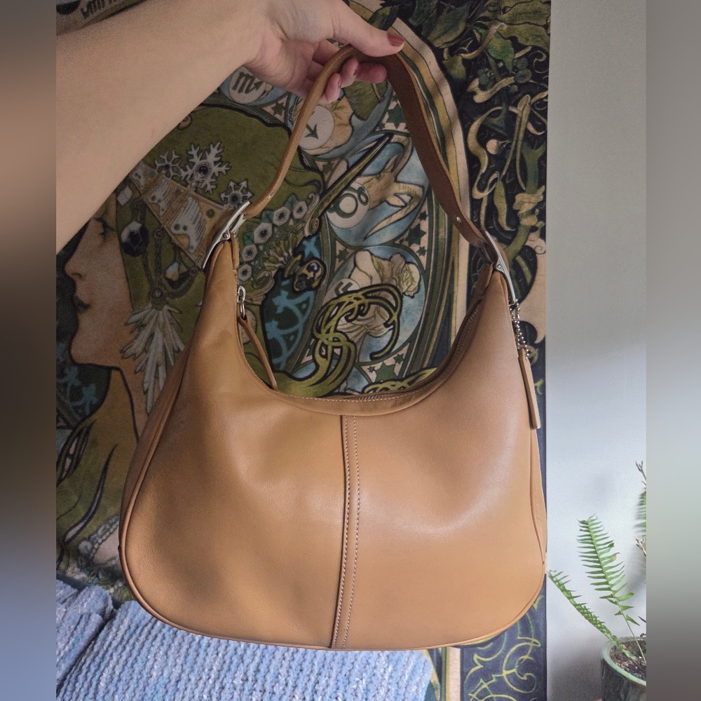 Vintage Coach Camel Colored Leather Legacy West Zoe Hobo Shoulder Bag